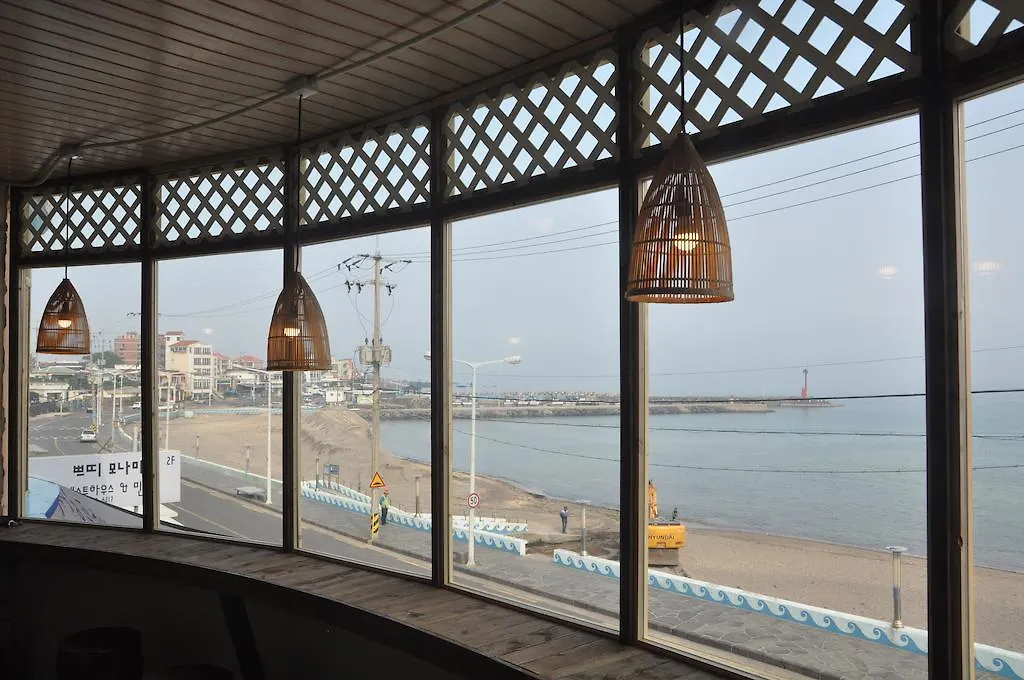 Guest house Petit Monami Guesthouse Jeju South Korea
