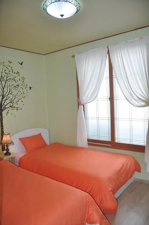 Guest house Petit Monami Guesthouse Jeju South Korea